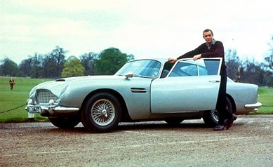 James Bond Aston Martin